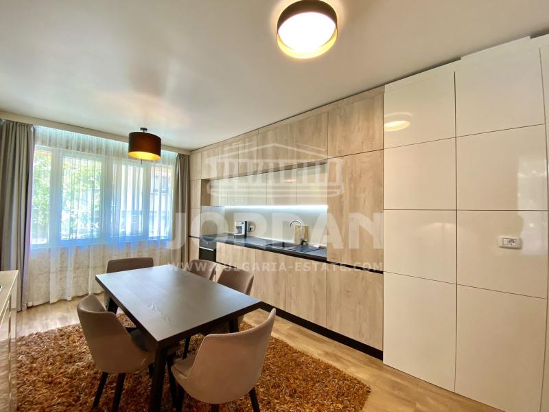 2-bedroom , Varna,<br />Center, 105 Ð¼², 600 €<br /><label>rent</label>